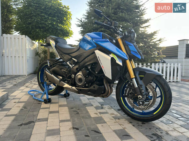 Сузуки GSX-S 1000, объемом двигателя 1 л и пробегом 17 тыс. км за 11700 $, фото 1 на Automoto.ua