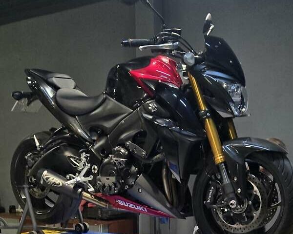 Сузуки GSX-S 1000, объемом двигателя 1 л и пробегом 14 тыс. км за 10003 $, фото 3 на Automoto.ua