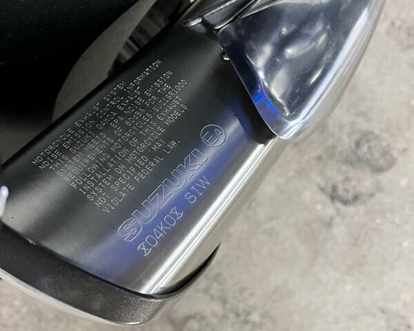 Сузуки GSX-S 1000, объемом двигателя 1 л и пробегом 21 тыс. км за 8900 $, фото 5 на Automoto.ua