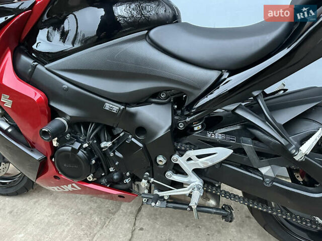 Сузуки GSX-S 1000, объемом двигателя 1 л и пробегом 23 тыс. км за 9200 $, фото 12 на Automoto.ua