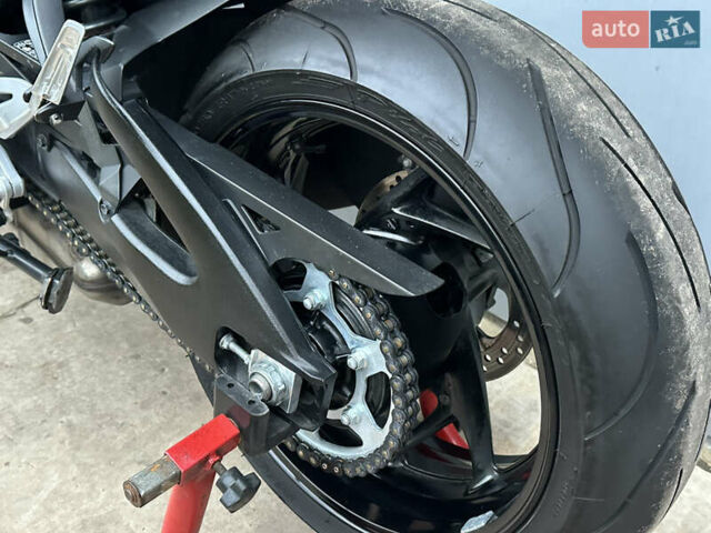 Сузуки GSX-S 1000, объемом двигателя 1 л и пробегом 23 тыс. км за 9200 $, фото 13 на Automoto.ua