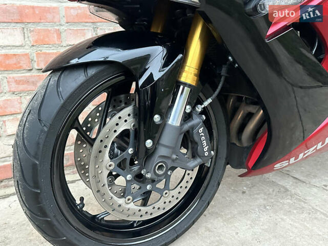 Сузуки GSX-S 1000, объемом двигателя 1 л и пробегом 23 тыс. км за 9200 $, фото 10 на Automoto.ua