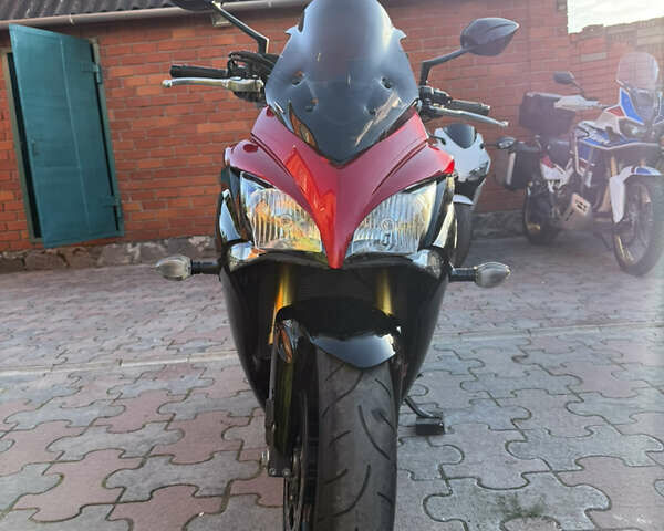 Сузуки GSX-S 1000, объемом двигателя 1 л и пробегом 25 тыс. км за 8900 $, фото 1 на Automoto.ua