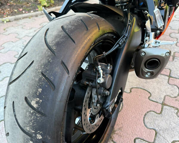 Сузуки GSX-S 1000, объемом двигателя 1 л и пробегом 25 тыс. км за 8900 $, фото 4 на Automoto.ua