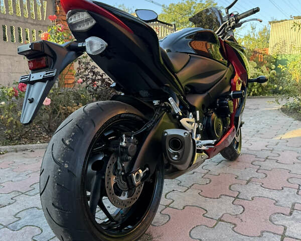 Сузуки GSX-S 1000, объемом двигателя 1 л и пробегом 25 тыс. км за 8900 $, фото 3 на Automoto.ua