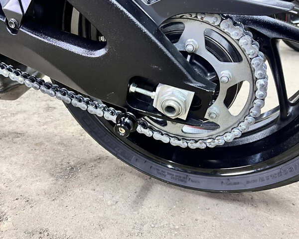 Сузуки GSX-S 1000, объемом двигателя 1 л и пробегом 21 тыс. км за 8900 $, фото 8 на Automoto.ua