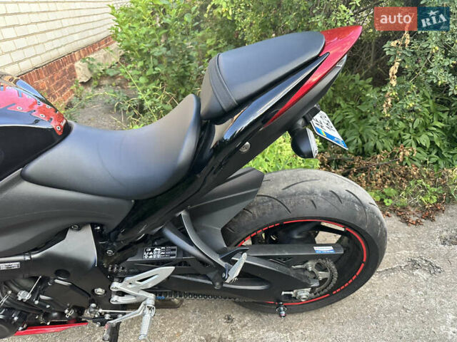 Сузуки GSX-S 1000, объемом двигателя 1 л и пробегом 9 тыс. км за 10500 $, фото 2 на Automoto.ua