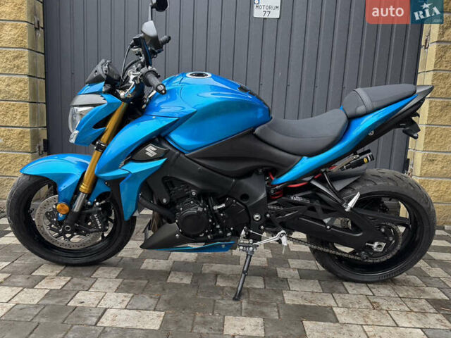 Синий Сузуки GSX-S 1000, объемом двигателя 1 л и пробегом 14 тыс. км за 9500 $, фото 7 на Automoto.ua