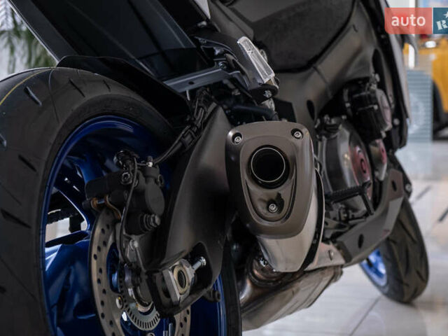 Синий Сузуки GSX-S 1000, объемом двигателя 0 л и пробегом 1 тыс. км за 15200 $, фото 6 на Automoto.ua