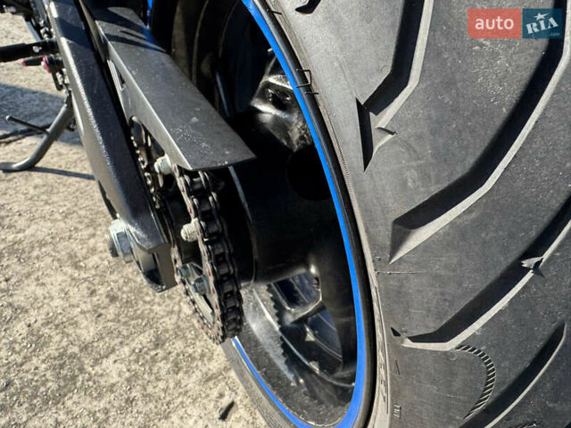 Синій Сузукі GSX-S 1000, об'ємом двигуна 1 л та пробігом 18 тис. км за 9400 $, фото 15 на Automoto.ua