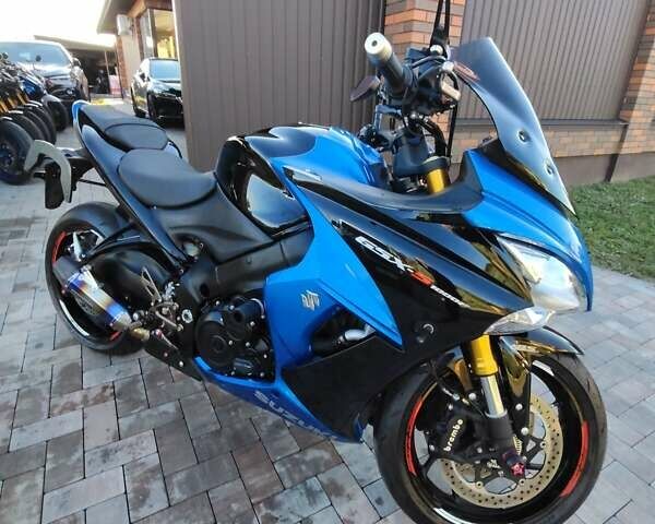 Синий Сузуки GSX-S 1000, объемом двигателя 1 л и пробегом 7 тыс. км за 10700 $, фото 23 на Automoto.ua