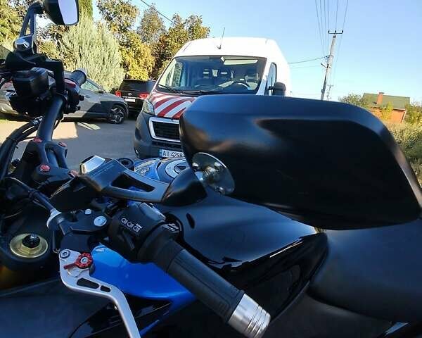 Синий Сузуки GSX-S 1000, объемом двигателя 1 л и пробегом 7 тыс. км за 10700 $, фото 38 на Automoto.ua