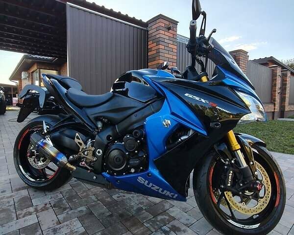 Синий Сузуки GSX-S 1000, объемом двигателя 1 л и пробегом 7 тыс. км за 10700 $, фото 8 на Automoto.ua