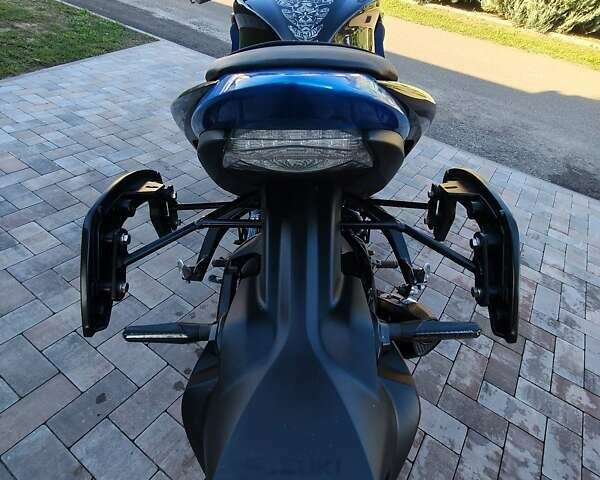 Синий Сузуки GSX-S 1000, объемом двигателя 1 л и пробегом 7 тыс. км за 10700 $, фото 33 на Automoto.ua