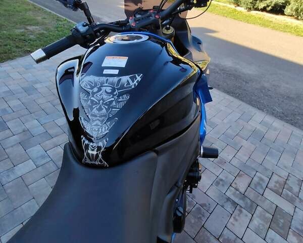 Синий Сузуки GSX-S 1000, объемом двигателя 1 л и пробегом 7 тыс. км за 10700 $, фото 31 на Automoto.ua