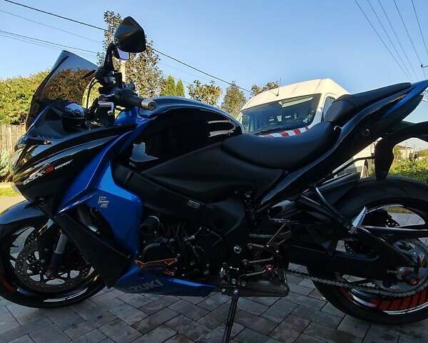 Синий Сузуки GSX-S 1000, объемом двигателя 1 л и пробегом 7 тыс. км за 10700 $, фото 36 на Automoto.ua