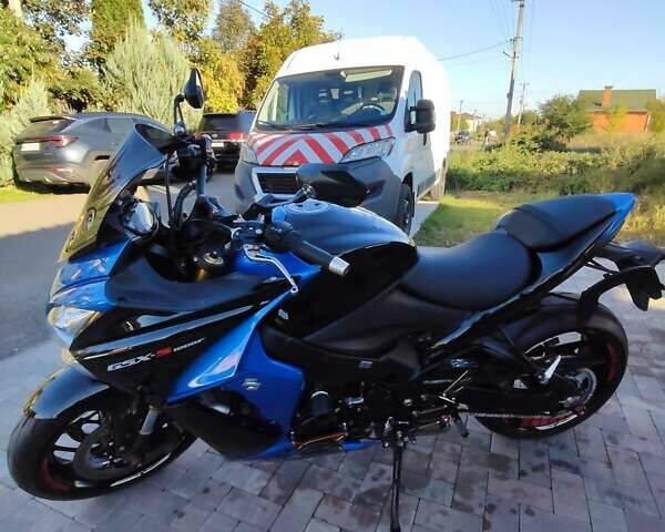 Синий Сузуки GSX-S 1000, объемом двигателя 1 л и пробегом 7 тыс. км за 10700 $, фото 29 на Automoto.ua