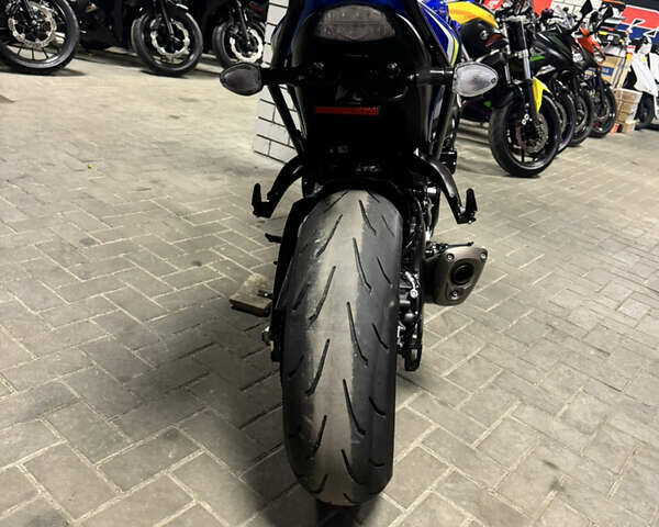 Синий Сузуки GSX-S 1000, объемом двигателя 1 л и пробегом 28 тыс. км за 9550 $, фото 9 на Automoto.ua