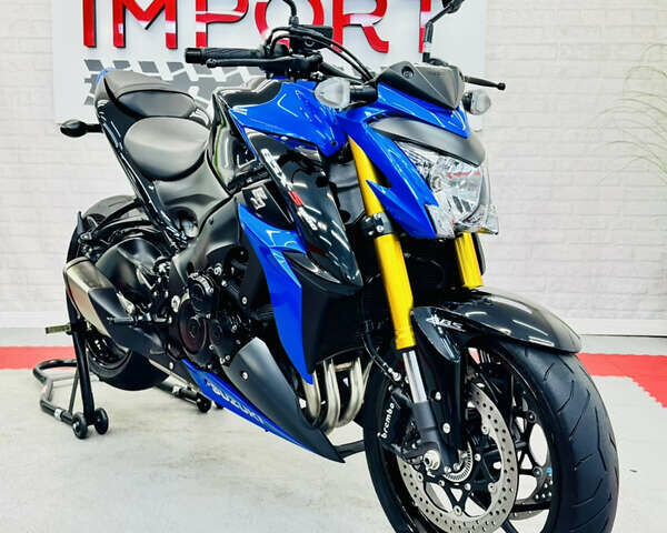 Синий Сузуки GSX-S 1000, объемом двигателя 1 л и пробегом 10 тыс. км за 9800 $, фото 1 на Automoto.ua