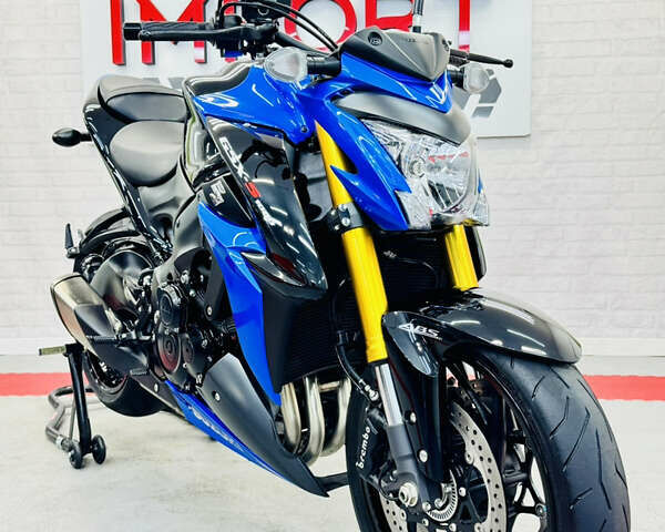 Синий Сузуки GSX-S 1000, объемом двигателя 1 л и пробегом 10 тыс. км за 9800 $, фото 2 на Automoto.ua