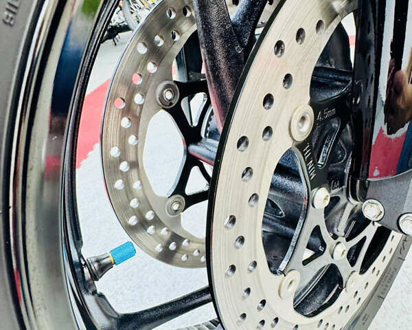 Синий Сузуки GSX-S 1000, объемом двигателя 1 л и пробегом 10 тыс. км за 9800 $, фото 15 на Automoto.ua