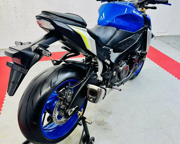 Синий Сузуки GSX-S 1000, объемом двигателя 1 л и пробегом 25 тыс. км за 11300 $, фото 6 на Automoto.ua
