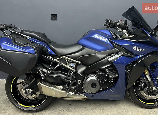 Сузукі GSX-S 1000GT, об'ємом двигуна 1 л та пробігом 15 тис. км за 13800 $, фото 15 на Automoto.ua