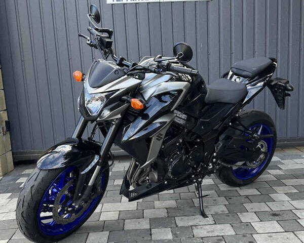 Чорний Сузукі GSX-S 750, об'ємом двигуна 0.75 л та пробігом 4 тис. км за 9000 $, фото 6 на Automoto.ua