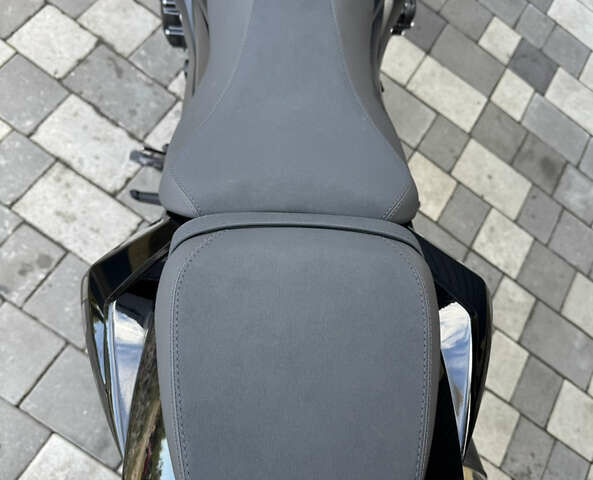 Чорний Сузукі GSX-S 750, об'ємом двигуна 0.75 л та пробігом 4 тис. км за 9000 $, фото 9 на Automoto.ua