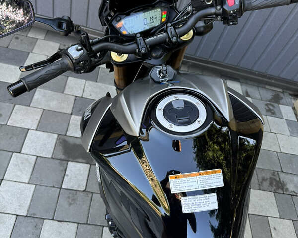Черный Сузуки GSX-S 750, объемом двигателя 0.75 л и пробегом 10 тыс. км за 9700 $, фото 9 на Automoto.ua