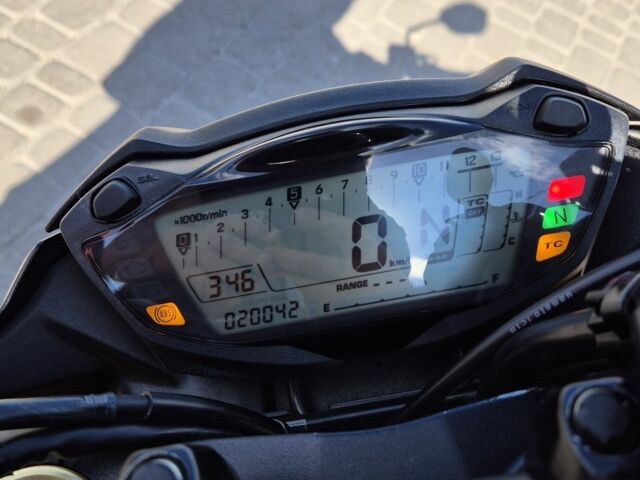 Сузукі GSX-S 750, об'ємом двигуна 0.75 л та пробігом 0 тис. км за 8350 $, фото 6 на Automoto.ua