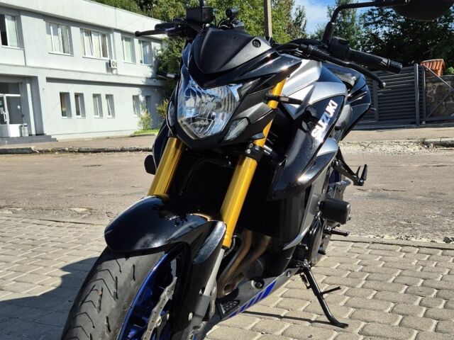 Сузукі GSX-S 750, об'ємом двигуна 0.75 л та пробігом 0 тис. км за 8350 $, фото 2 на Automoto.ua