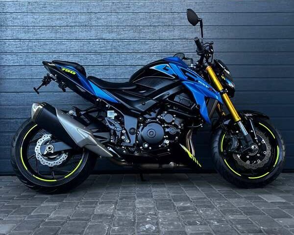 Синій Сузукі GSX-S 750, об'ємом двигуна 0.75 л та пробігом 14 тис. км за 9500 $, фото 1 на Automoto.ua