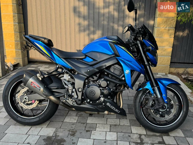 Синий Сузуки GSX-S 750, объемом двигателя 0.75 л и пробегом 1 тыс. км за 10200 $, фото 1 на Automoto.ua