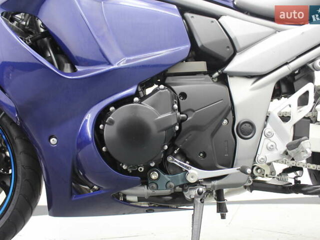 Синий Сузуки GSX 1250F, объемом двигателя 1.25 л и пробегом 18 тыс. км за 7000 $, фото 18 на Automoto.ua