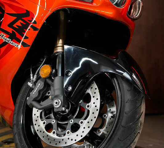 Сузуки GSX 1300R Hayabusa, объемом двигателя 1.3 л и пробегом 16 тыс. км за 13000 $, фото 18 на Automoto.ua