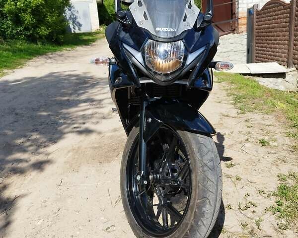 Чорний Сузукі GSX 250R, об'ємом двигуна 0.25 л та пробігом 6 тис. км за 3599 $, фото 1 на Automoto.ua