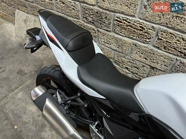 Сузуки GSX 250R, объемом двигателя 0.25 л и пробегом 1 тыс. км за 4500 $, фото 5 на Automoto.ua