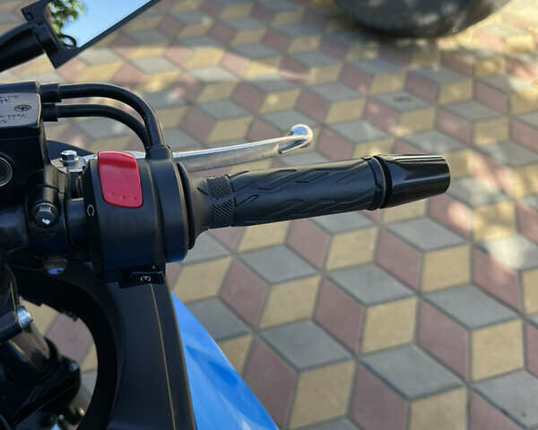 Серый Сузуки GSX 250R, объемом двигателя 0.25 л и пробегом 1 тыс. км за 3550 $, фото 12 на Automoto.ua