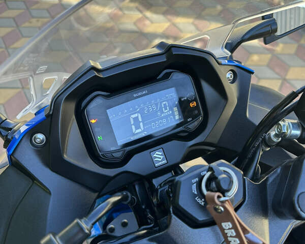 Серый Сузуки GSX 250R, объемом двигателя 0.25 л и пробегом 1 тыс. км за 3550 $, фото 13 на Automoto.ua