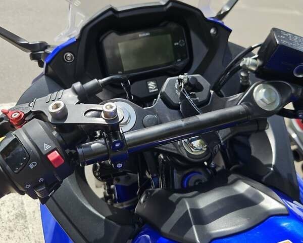 Синий Сузуки GSX 250R, объемом двигателя 0.25 л и пробегом 15 тыс. км за 2800 $, фото 7 на Automoto.ua