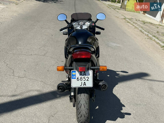 Черный Сузуки GSX 600F, объемом двигателя 0.6 л и пробегом 40 тыс. км за 2800 $, фото 12 на Automoto.ua