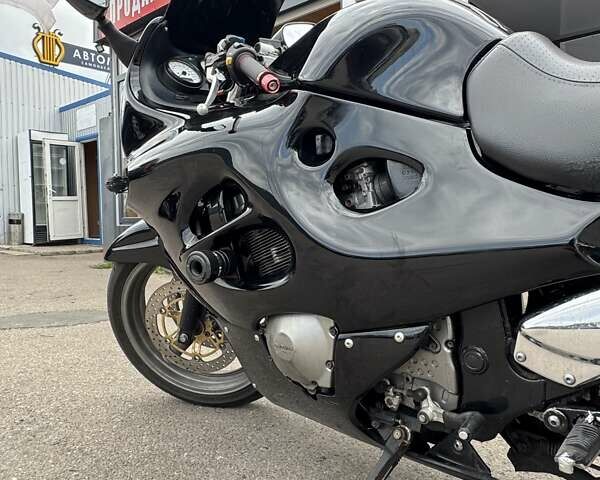 Черный Сузуки GSX 600F, объемом двигателя 0.6 л и пробегом 61 тыс. км за 3650 $, фото 10 на Automoto.ua