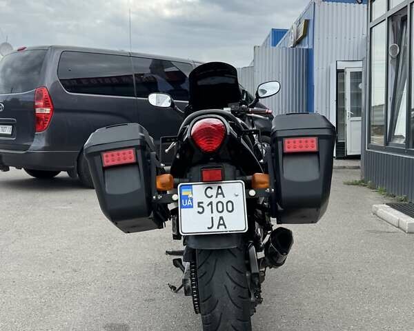 Черный Сузуки GSX 600F, объемом двигателя 0.6 л и пробегом 61 тыс. км за 3650 $, фото 3 на Automoto.ua