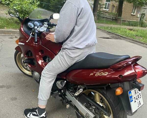 Красный Сузуки GSX 600F, объемом двигателя 0.6 л и пробегом 41 тыс. км за 3999 $, фото 4 на Automoto.ua