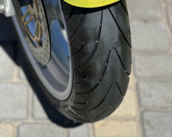 Желтый Сузуки GSX 600F, объемом двигателя 0.6 л и пробегом 27 тыс. км за 3500 $, фото 15 на Automoto.ua