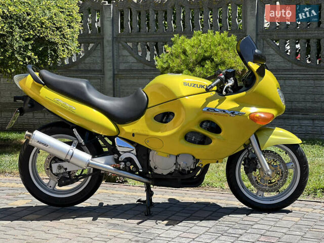Желтый Сузуки GSX 600F, объемом двигателя 0.6 л и пробегом 27 тыс. км за 3500 $, фото 12 на Automoto.ua