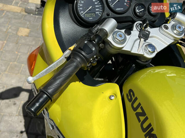 Желтый Сузуки GSX 600F, объемом двигателя 0.6 л и пробегом 27 тыс. км за 3500 $, фото 25 на Automoto.ua