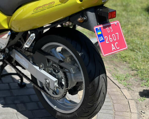 Желтый Сузуки GSX 600F, объемом двигателя 0.6 л и пробегом 27 тыс. км за 3500 $, фото 27 на Automoto.ua