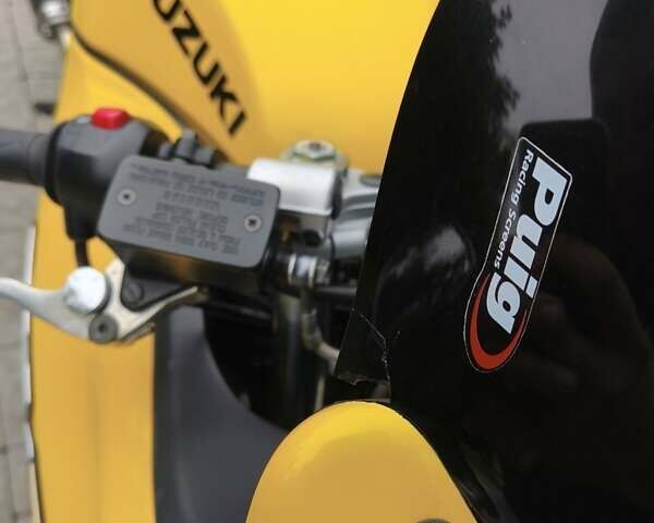 Желтый Сузуки GSX 600F, объемом двигателя 0.6 л и пробегом 27 тыс. км за 3700 $, фото 21 на Automoto.ua